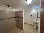 Condo Casseys 1, San Felipe Baja California - first full bathroom